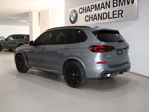 Used 2024 BMW X5 xDrive40i w/ M Sport Package image 5