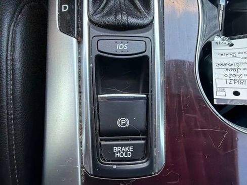 Used 2016 Acura TLX FWD image 14
