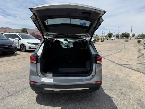Used 2024 Chevrolet Equinox LT AWD/4WD image 36