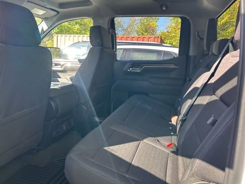 New 2026 GMC Sierra 1500 Elevation image 31