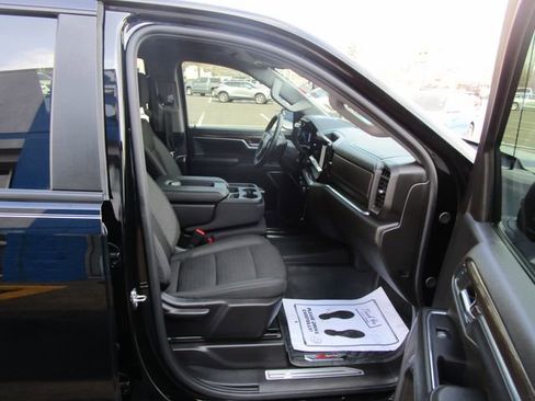 Certified 2024 Chevrolet Silverado 1500 LT w/ Z71 Off-Road Package image 25