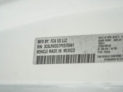 Used 2023 RAM ProMaster 2500 FWD image 42