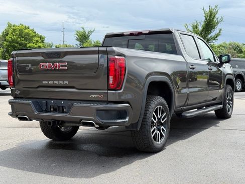 Used 2020 GMC Sierra 1500 AT4 w/ Technology Package AWD/4WD image 8