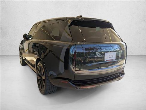 New 2025 Land Rover Range Rover SE image 9
