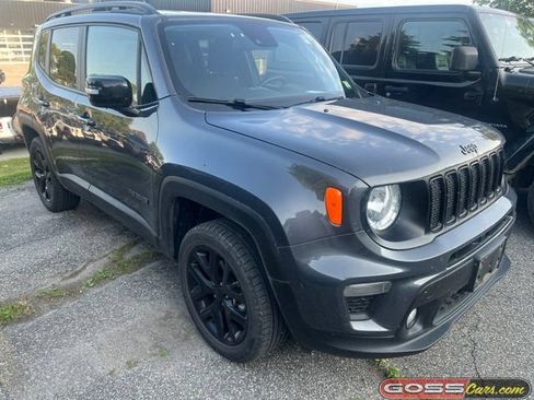 Used 2023 Jeep Renegade Altitude w/ Convenience Group I AWD/4WD image 2