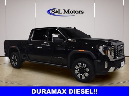 Used 2025 GMC Sierra 2500 Denali w/ Denali Reserve Package AWD/4WD image 1