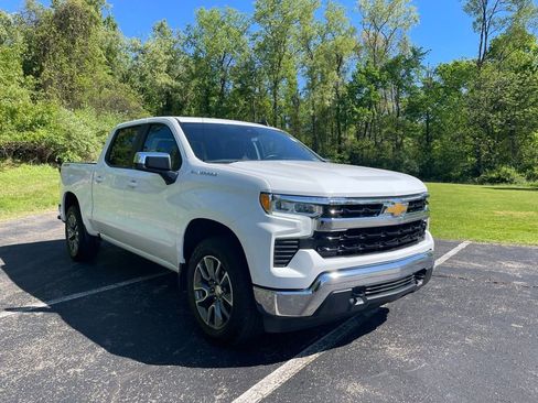 Certified 2024 Chevrolet Silverado 1500 LT AWD/4WD image 1