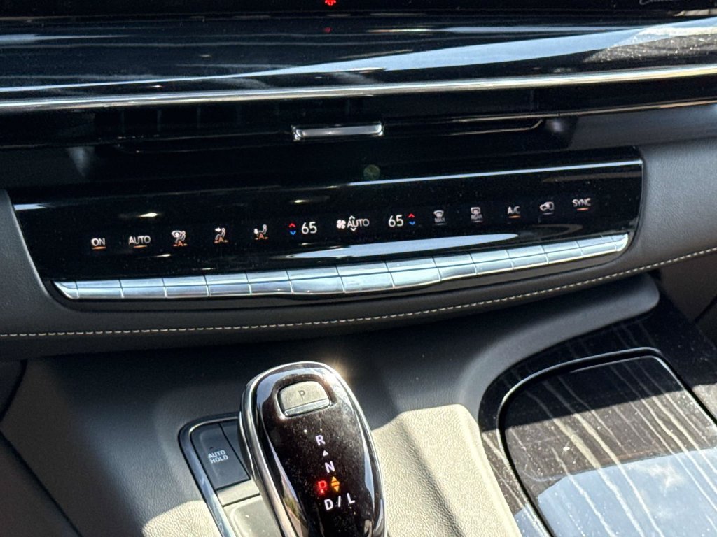 Used 2024 Cadillac Escalade ESV Sport w/ Touring Package AWD/4WD image 34