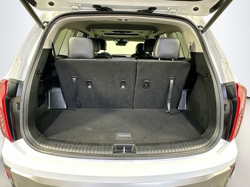 Used 2025 Kia Telluride S image 26