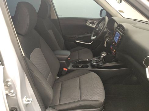Used 2020 Kia Soul LX FWD image 21