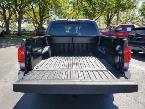 Used 2022 Toyota Tacoma SR5 image 10