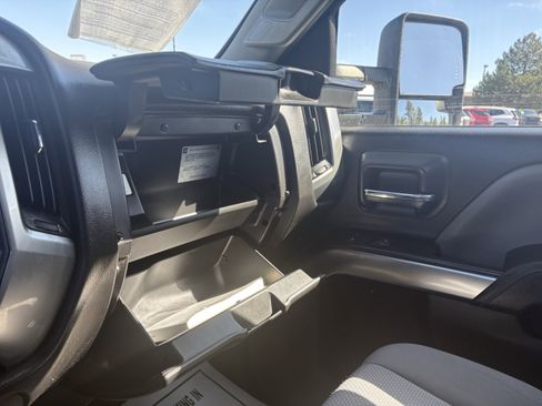 Used 2018 Chevrolet Silverado 2500 LT w/ LT Convenience Package AWD/4WD image 29