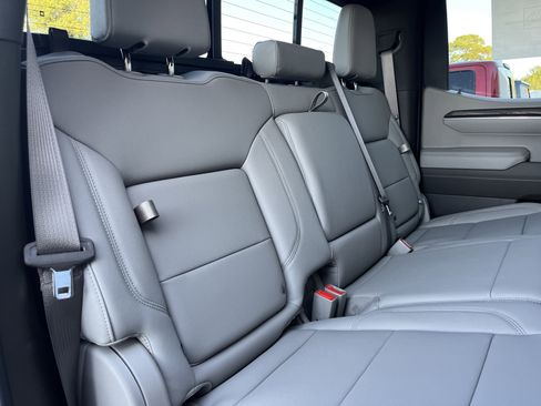 New 2026 GMC Sierra 1500 SLT w/ SLT Premium Package image 16