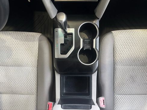 Used 2013 Toyota Camry L image 17