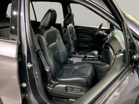 Used 2021 Honda Passport Elite image 9