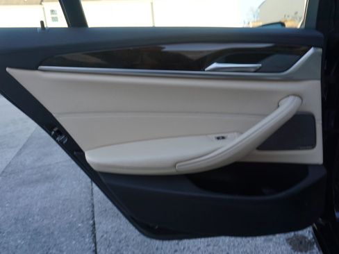 Used 2017 BMW 540i 540i Sedan 4D image 27