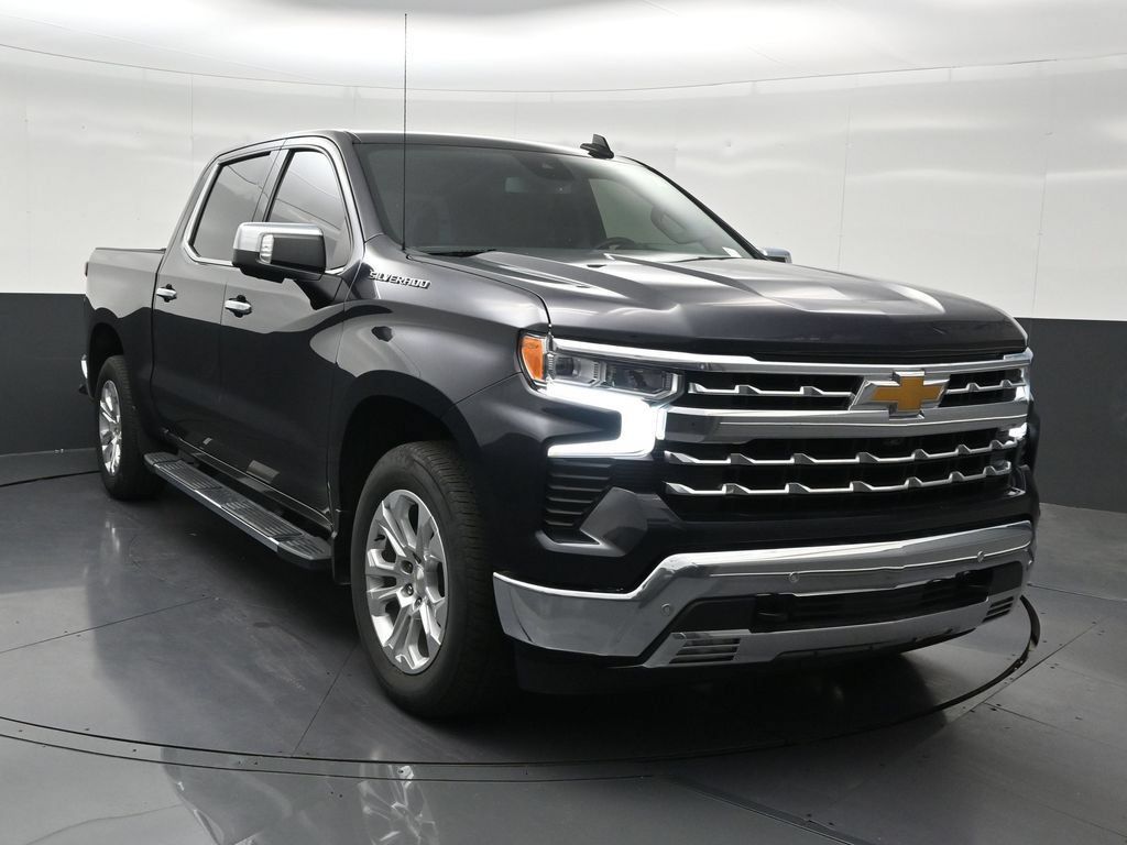 Used 2023 Chevrolet Silverado 1500 LTZ RWD image 8