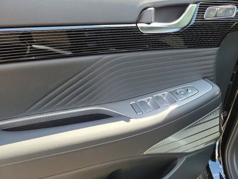 New 2024 Hyundai Palisade Calligraphy image 11