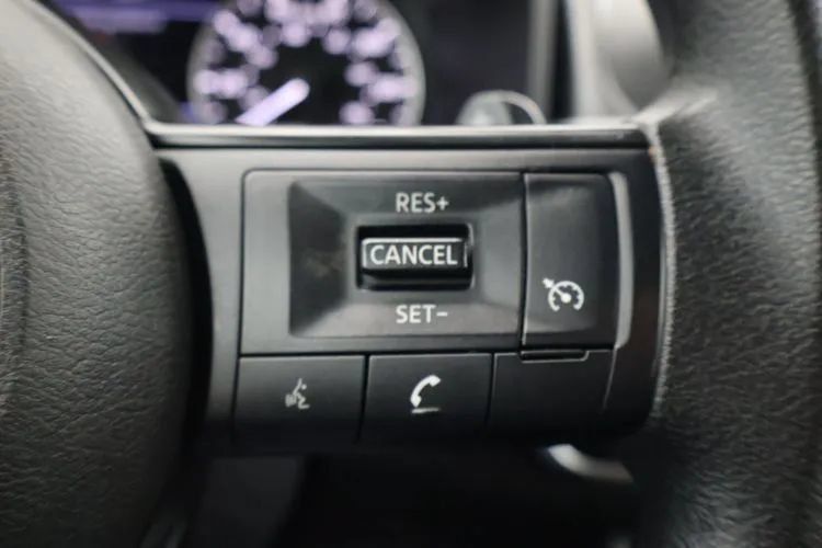 Used 2024 Nissan Rogue S FWD image 20