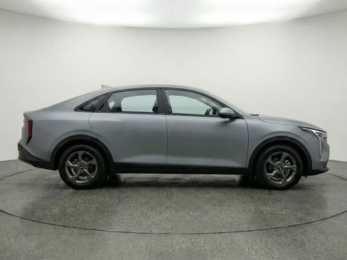 Used 2025 Kia K4 FWD image 11