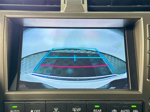 Used 2015 Lexus GX 460 image 16