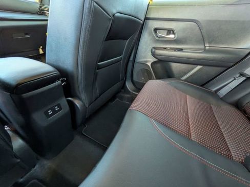 Used 2026 Nissan Kicks SR w/ Illumination Package image 33