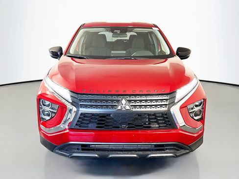 Used 2024 Mitsubishi Eclipse Cross LE AWD/4WD image 2