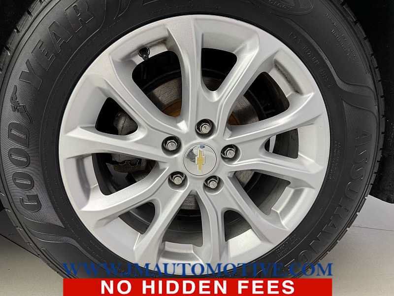 Used 2020 Chevrolet Equinox LS w/ LS Convenience Package FWD image 9