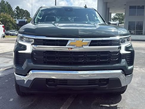 Used 2026 Chevrolet Silverado 1500 LT AWD/4WD image 2