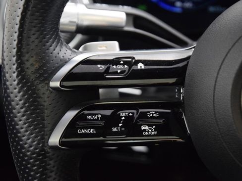 Used 2023 Mercedes-Benz EQS 580 4MATIC Sedan image 24