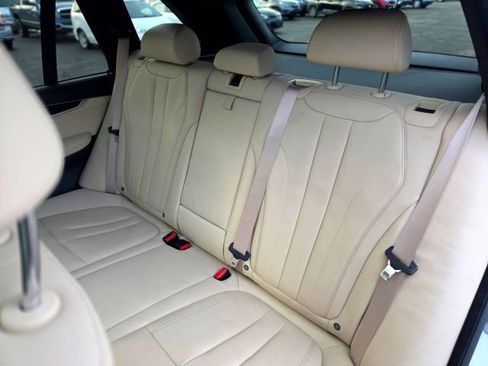 Used 2017 BMW X5 xDrive40e image 31