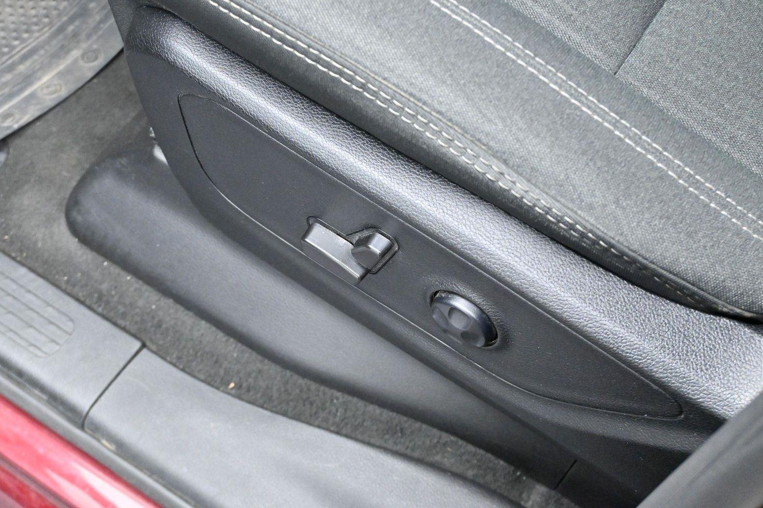 Used 2021 RAM 1500 Big Horn AWD/4WD image 13