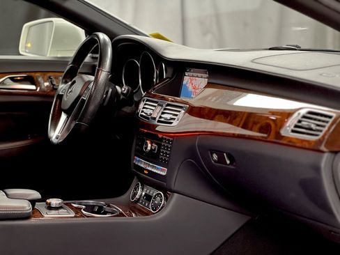 Used 2014 Mercedes-Benz CLS 550 4MATIC image 21