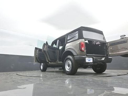 New 2026 Ford Bronco 4-Door image 37