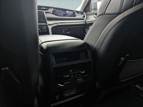 Used 2024 Jeep Grand Cherokee Limited 4xe image 27