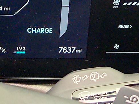 Used 2024 Kia EV9 Wind AWD/4WD image 17