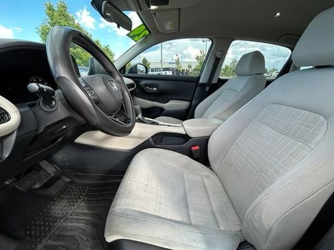Used 2024 Honda HR-V LX image 26