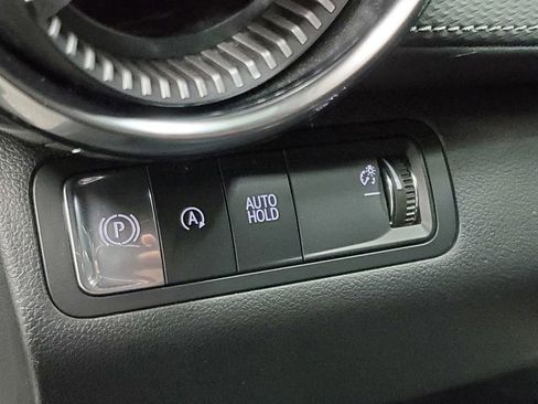 Used 2025 Chevrolet Equinox LT w/ Safety and Technology Package image 28