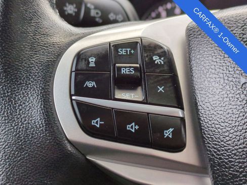 Used 2023 Ford Explorer XLT w/ Equipment Group 202A image 31