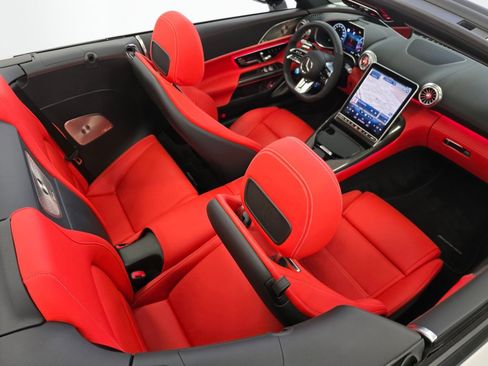Used 2022 Mercedes-Benz SL 63 AMG 4MATIC image 49