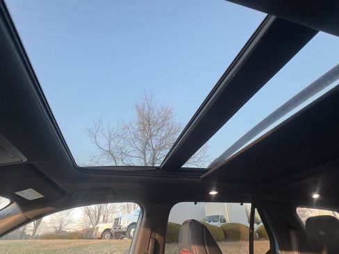 Used 2024 Honda Pilot TrailSport image 26