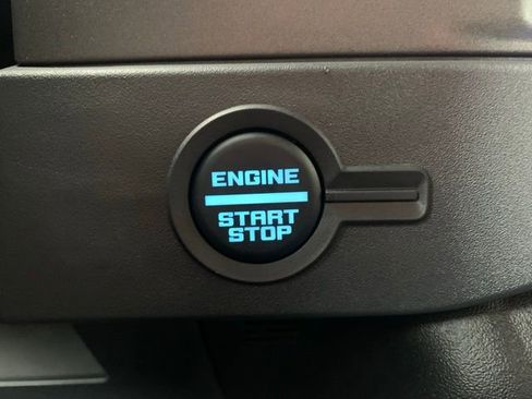 New 2025 Ford Bronco Big Bend w/ Black Diamond Package image 19