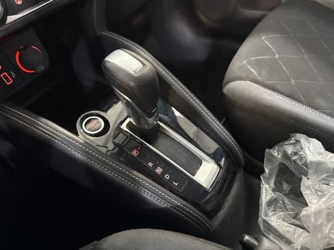 Used 2019 Nissan Kicks S FWD image 26