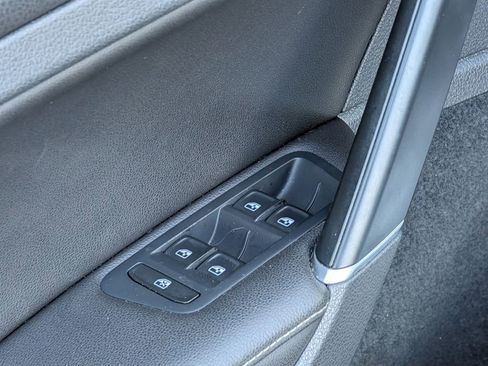 Used 2017 Volkswagen Golf Alltrack SE image 23