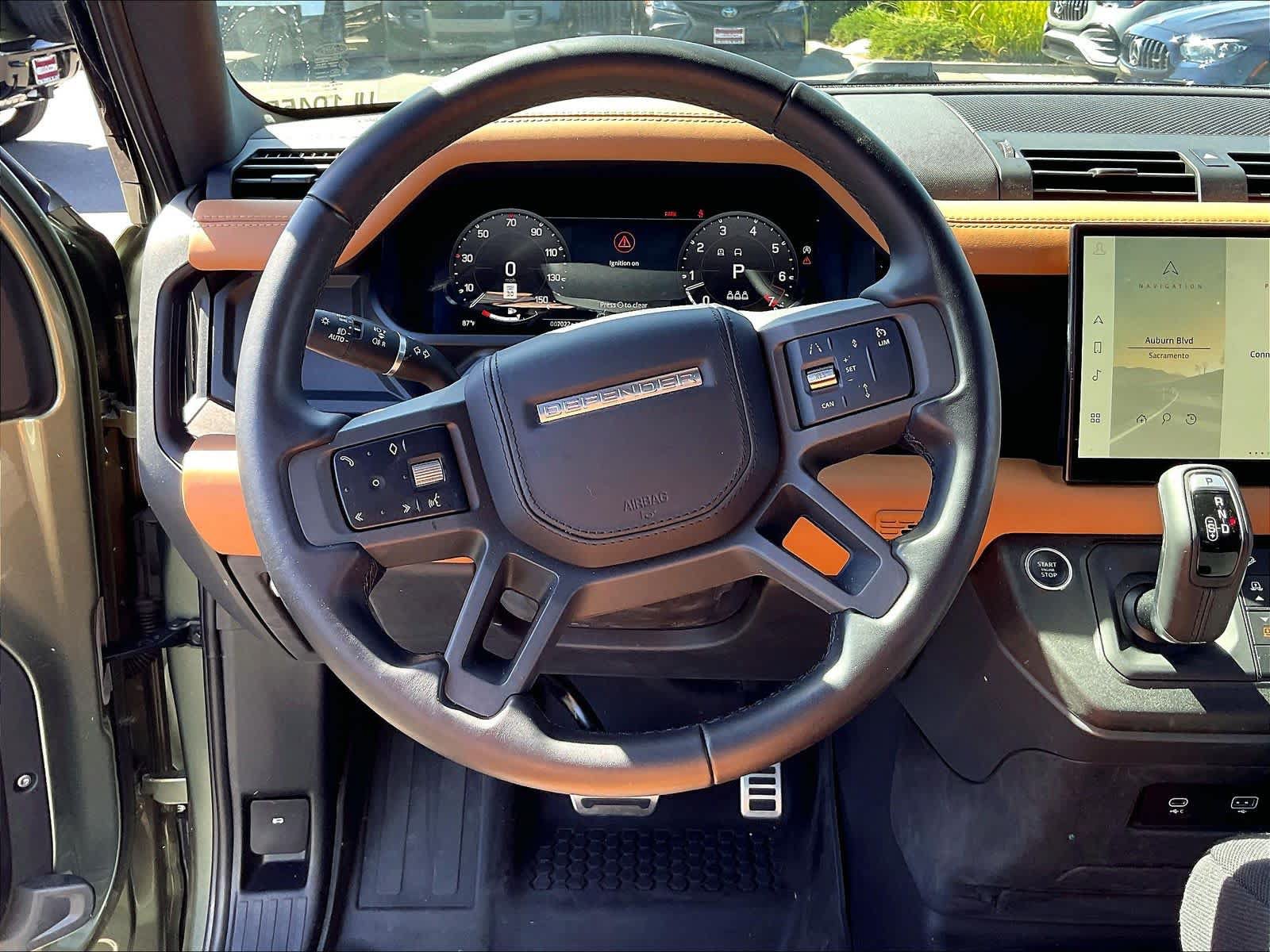 Used 2023 Land Rover Defender 90 X AWD/4WD image 8