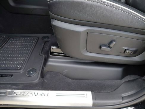 New 2026 RAM 2500 Limited image 8