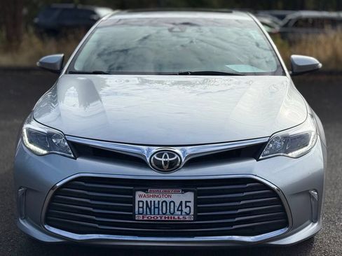 Used 2017 Toyota Avalon Limited w/ All Weather Liner Package FWD image 8