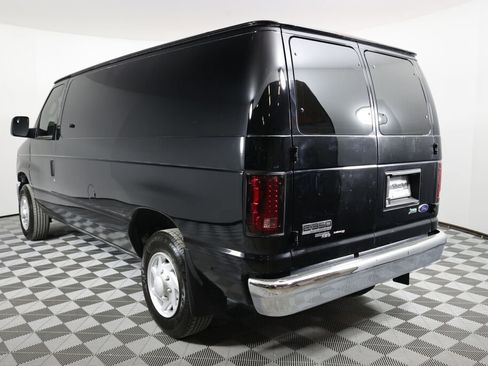 Used 2014 Ford E-150 and Econoline 150 w/ Power Group image 4