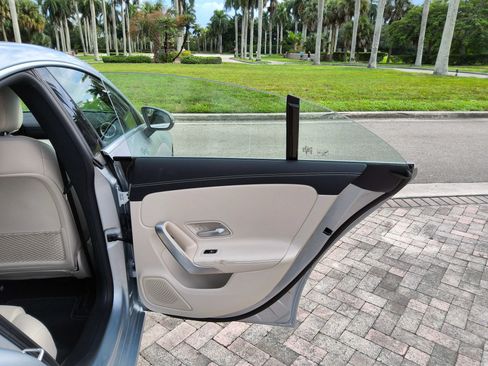 Used 2025 Mercedes-Benz CLA 250 4MATIC image 37