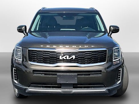 Used 2022 Kia Telluride S AWD/4WD image 3
